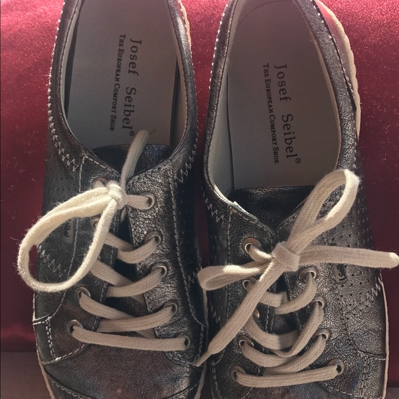 josef seibel tennis shoes